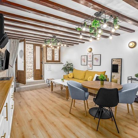 La Bestia Deluxe Studio Apartment Rovinj Exterior foto
